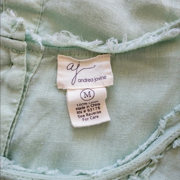 Tank Blouse with Button-Up detail - Picture 6 of 6